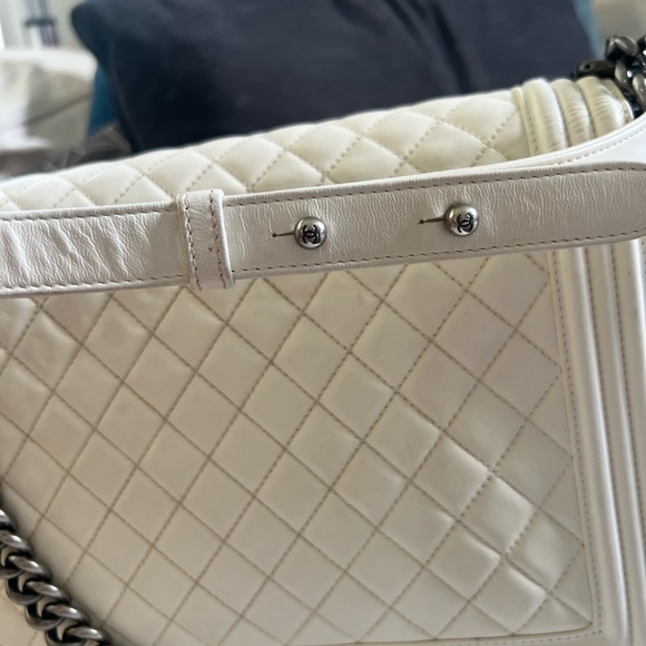💯 Authentic Chanel Off White Cream XL Le Boy - Picture 8 of 14